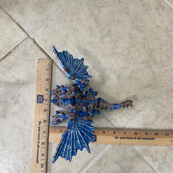 Mega Bloks 9893 Frost Dragon Dungeons & Dragons Fire/Ice Figure head articulates - Picture 11 of 11